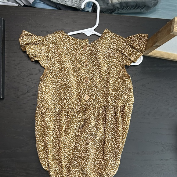 Bailey Blossoms, size 18-24m, NWOT - Picture 4 of 4